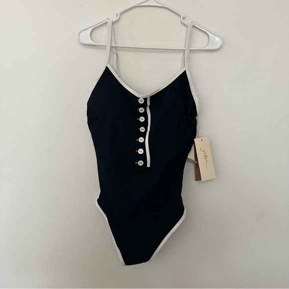 Gottex Other - Gottex Womens Sail to Sunsets Round Neck One Piece Black White Size 14 New